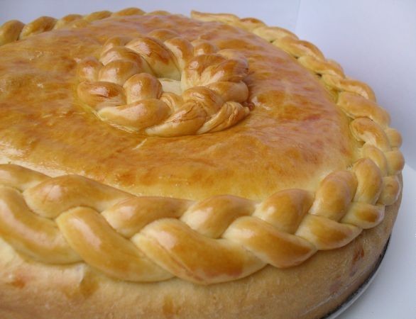 Как приготовить мясной пирог с фаршем и картошкой в духовке