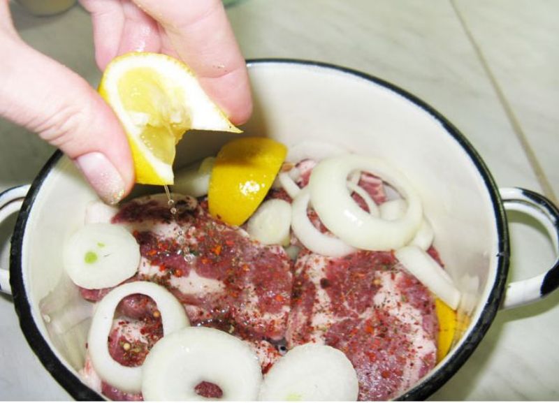 Замариновать шашлык - лучшие способы с разными маринадами