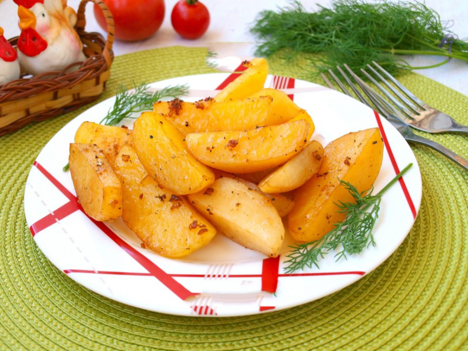 Запеченный картофель - лучшие рецепты вкусного блюда