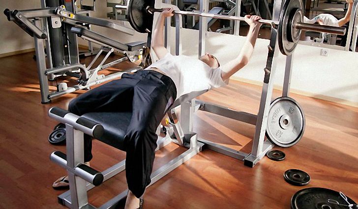 Обязательно ли посещать тренажерный зал Обязательно ли посещать тренажерный зал