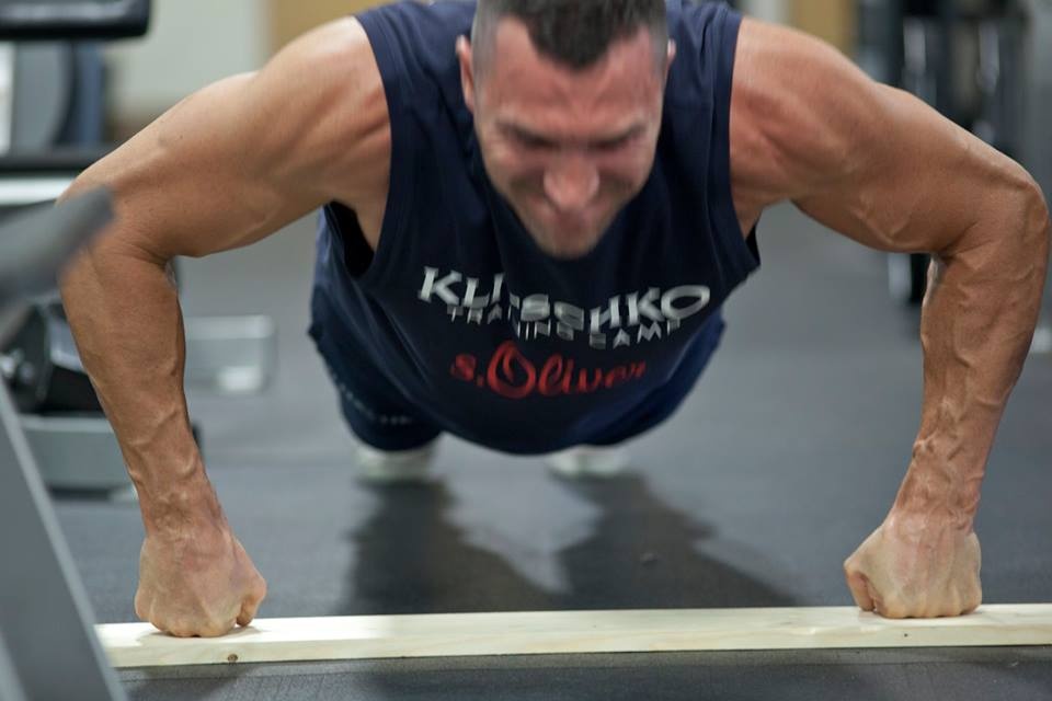 Бокс отжимание