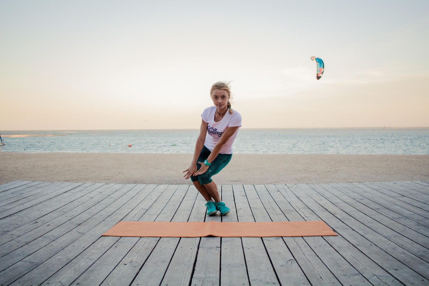 С чего начать утро: упражнения, которые разомнут ваши косточки. Изображение номер 23 С чего начать утро: упражнения, которые разомнут ваши косточки. Изображение номер 23