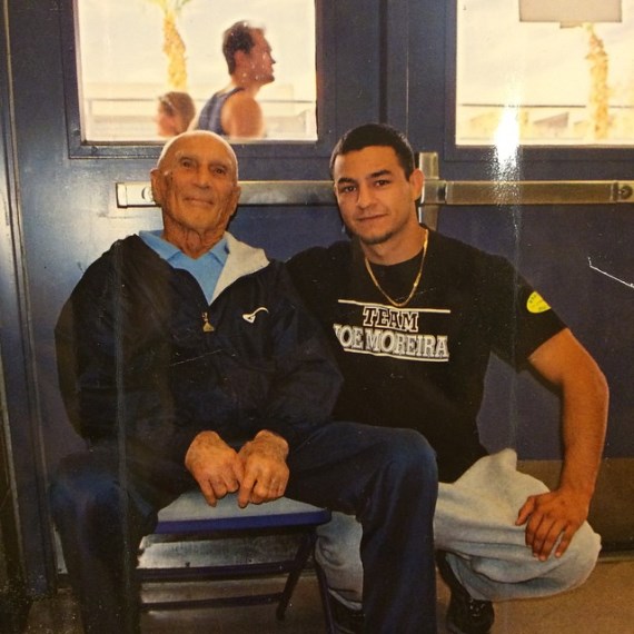 Хелио Грейси сегодня слева Хелио Грейси сегодня слева